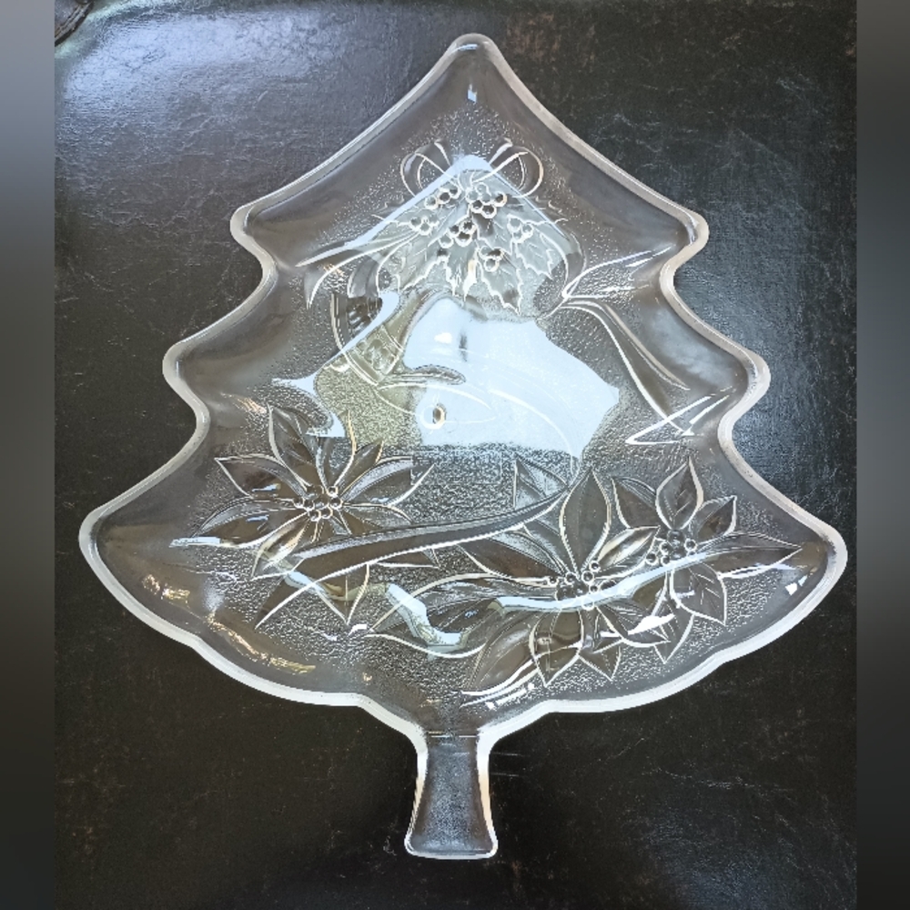 Home Beautiful Christmas‎ Tree Server Clear Glass Platter 13.5"